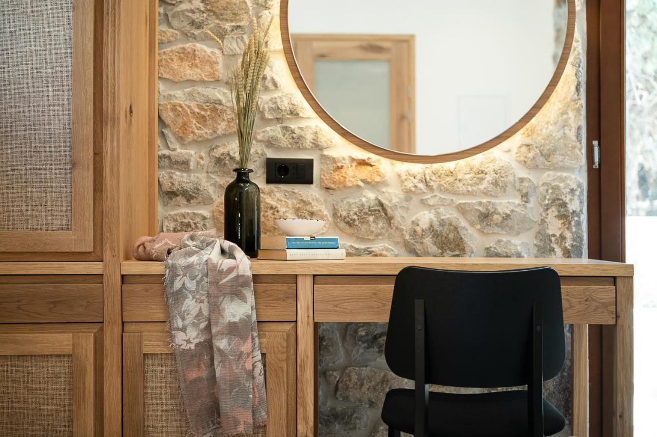 The Authentic Village Boutique Hotel Khóra Sfakíon Esterno foto